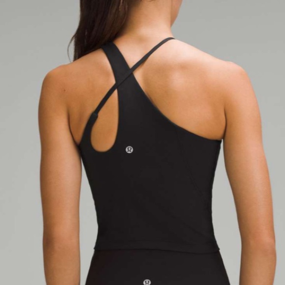 Lululemon Align Cross-Strap Tank Top
Black